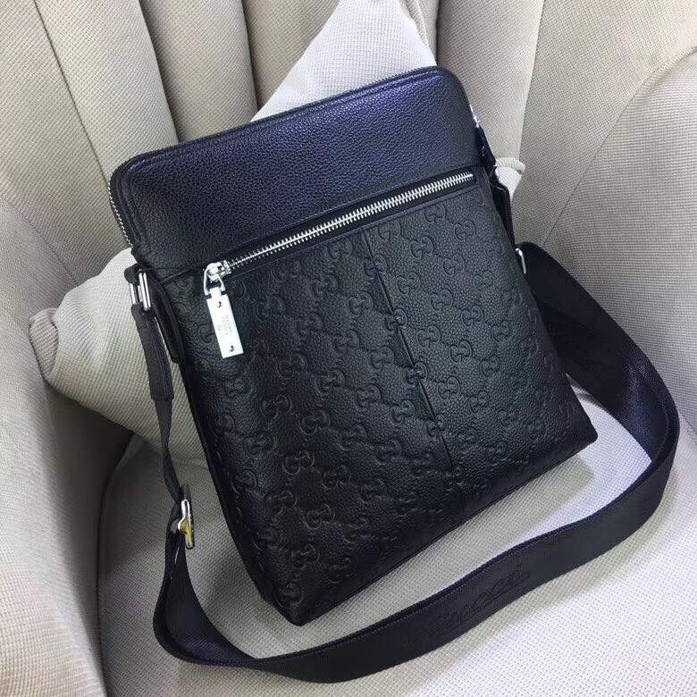 Túi xách đeo chéo Gucci siêu cấp nam màu đen tag xanh đỏ TNGC02
