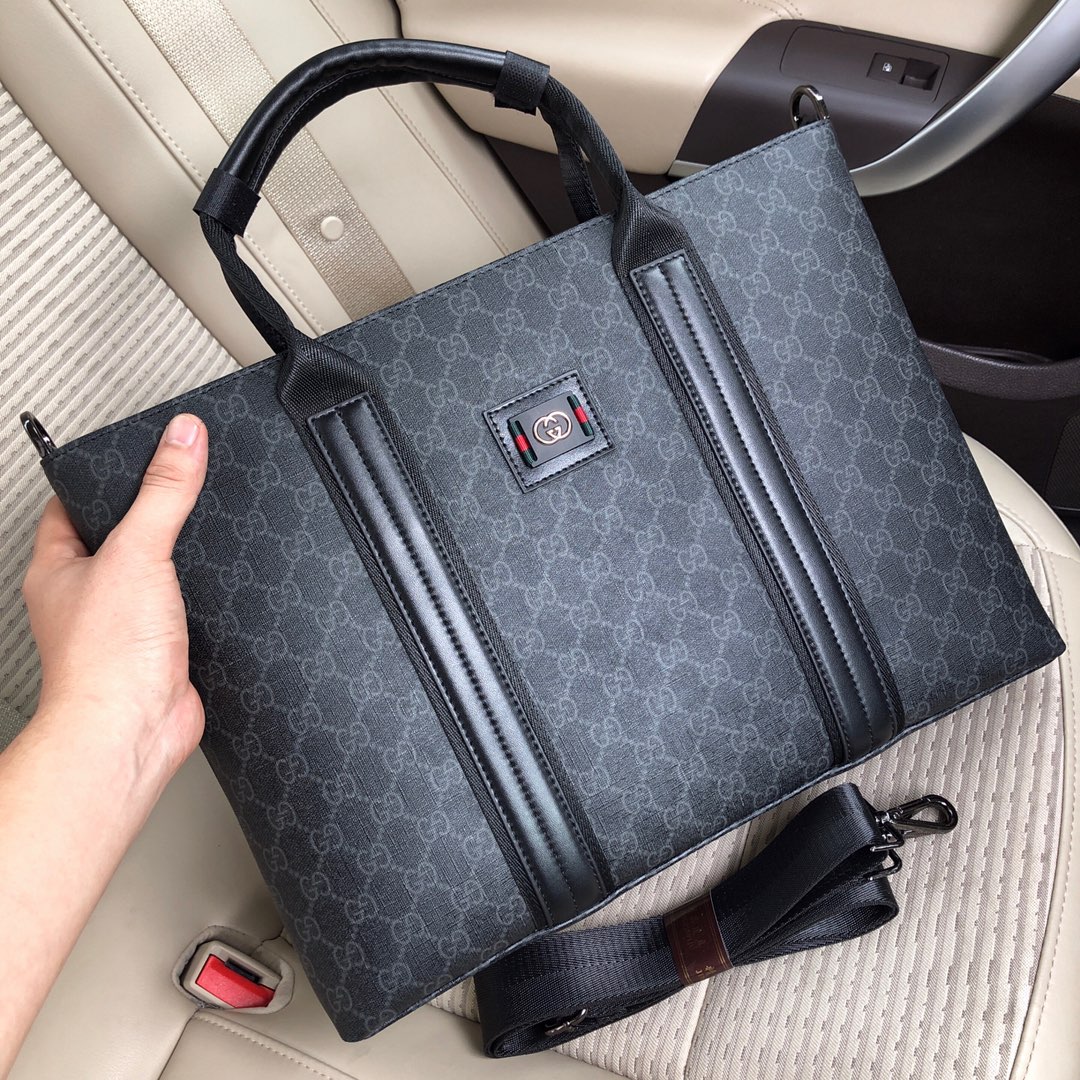 Túi xách nam Gucci siêu cấp màu đen họa tiết trắng TXGC12