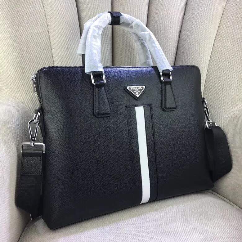 Túi xách nam Prada siêu cấp màu đen tag trắng TXPR01