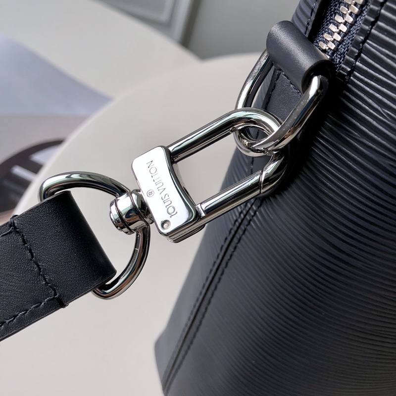 Túi xách nam Louis Vuitton siêu cấp màu đen họa tiết da xước ngang TXLV12