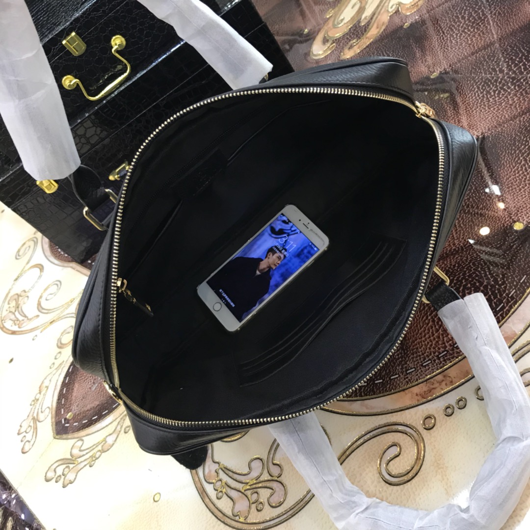 Túi xách nam Versace siêu cấp da trơn logo vàng TNV05