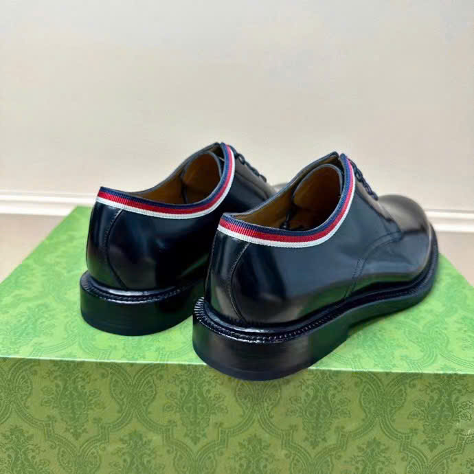 Giày nam Gucci đế cao da bóng viền trắng đỏ GNGC12