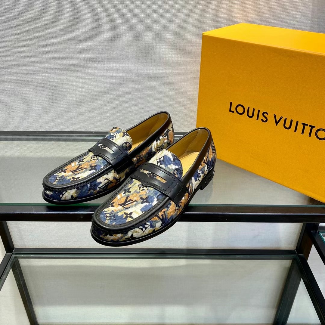 Giày lười Louis Vuitton like au đế cao họa tiết hoa vàng GLLV14
