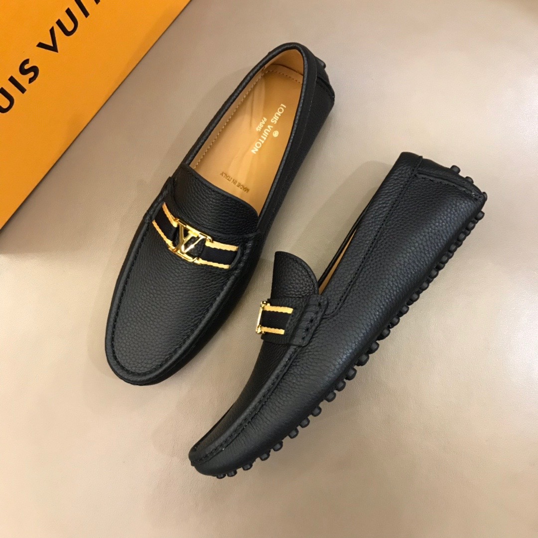 Giày lười Louis Vuitton họa tiết mặt vàng GLLV36