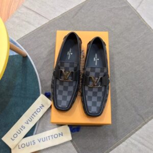 Giày lười Louis Vuitton like Au họa tiết caro mặt to GLLV38