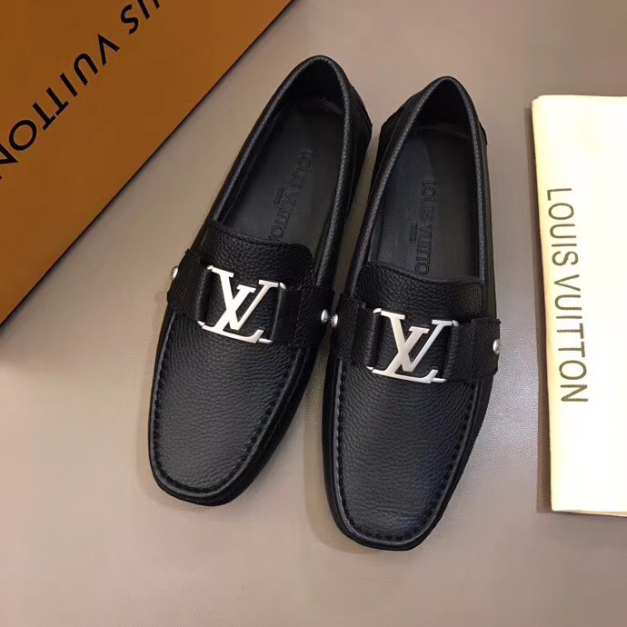 Giày lười Louis Vuitton bản siêu cấp da nhăn màu đen GLLV02