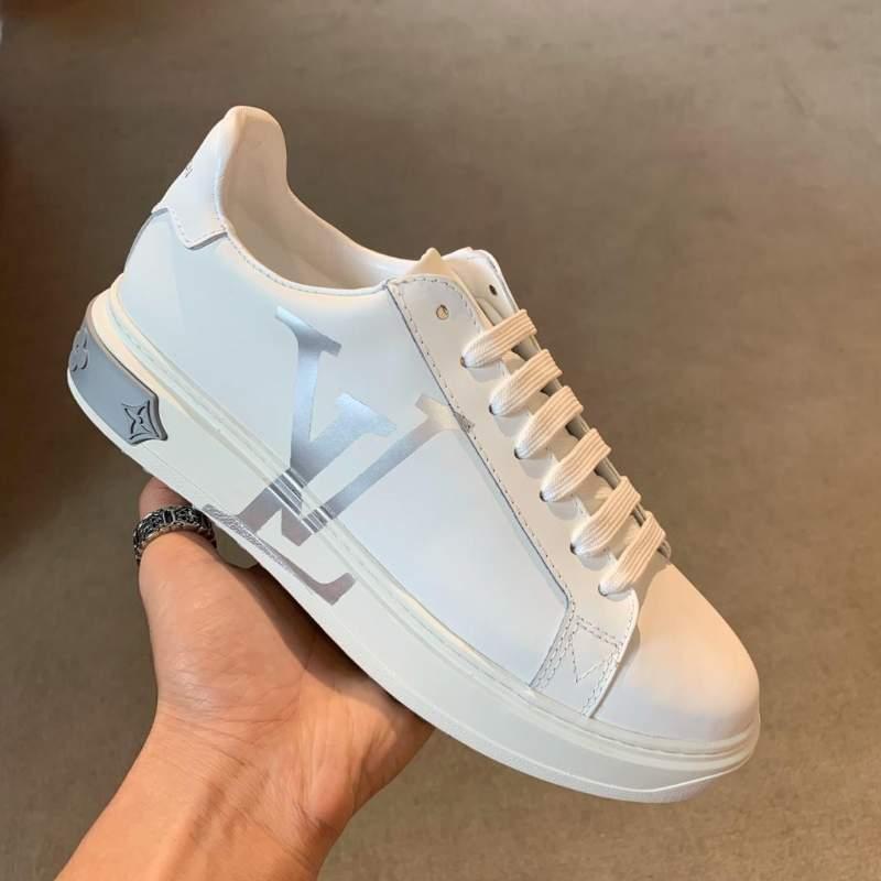 Giày nam Louis Vuitton siêu cấp hoạ tiết logo bạc màu trắng GNLV02