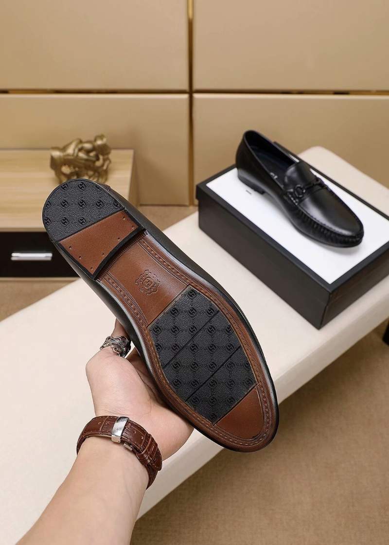 Giày lười Gucci siêu cấp đế cao họa tiết logo ngang màu đen GLGC21
