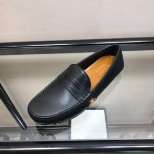 Giày lười Gucci siêu cấp họa tiết thêu ong da trơn màu đen GLGC09