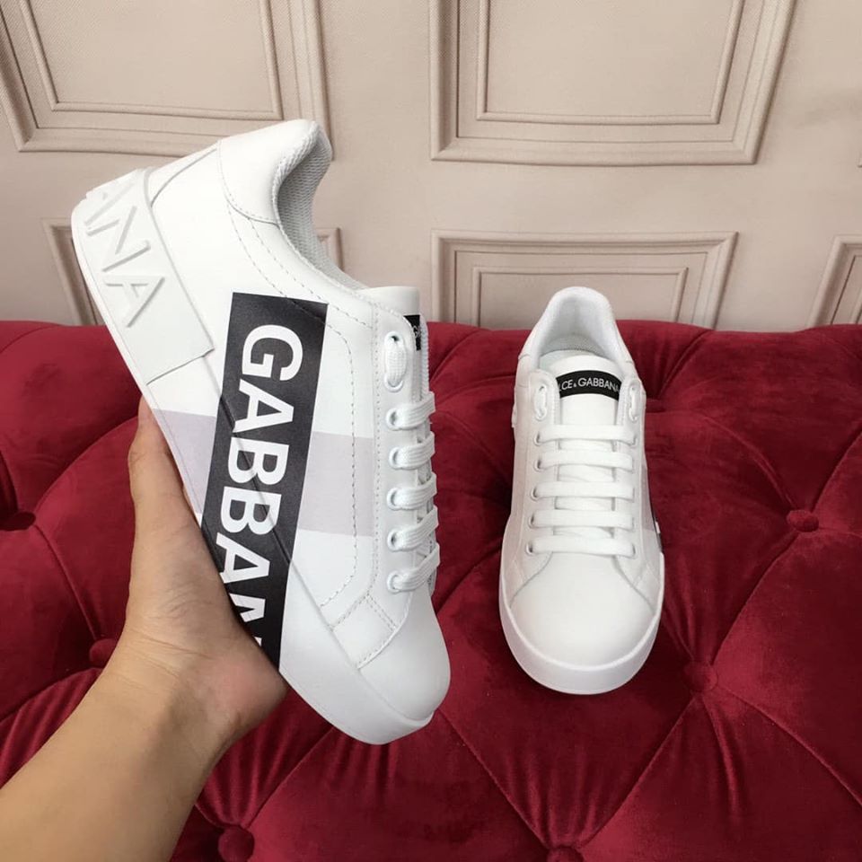Giày nam Dolce Gabbana siêu cấp họa tiết chữ màu trắng GND03