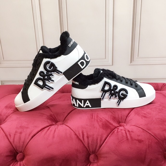 Giày nam  Dolce Gabbana siêu cấp họa tiết Logo chữ màu trắng GND05