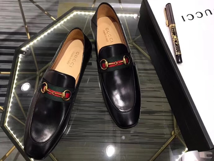 8 mẫu giày nam hàng hiệu Gucci đang được săn lùng nhiều nhất hiện nay