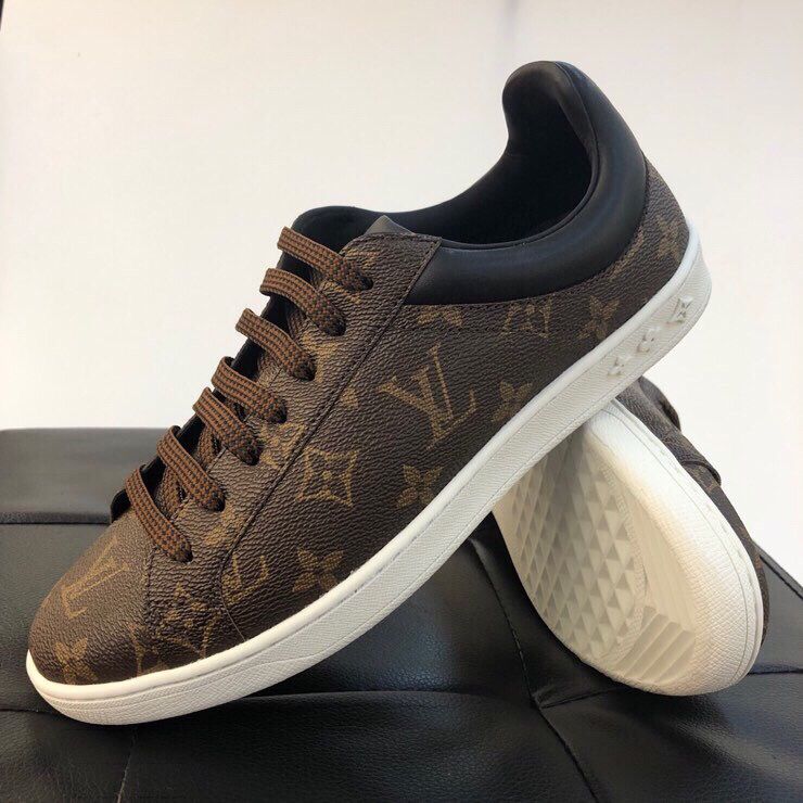 giày louis vuitton chính hãng