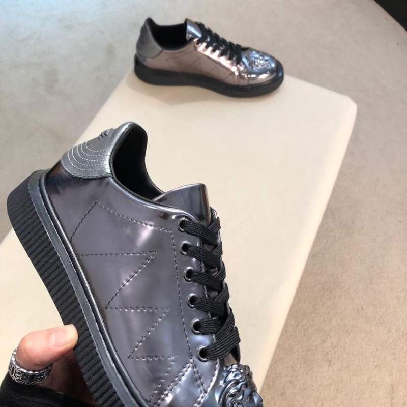 Giày nam Versace siêu cấp họa tiết logo màu xám bạc GNV08