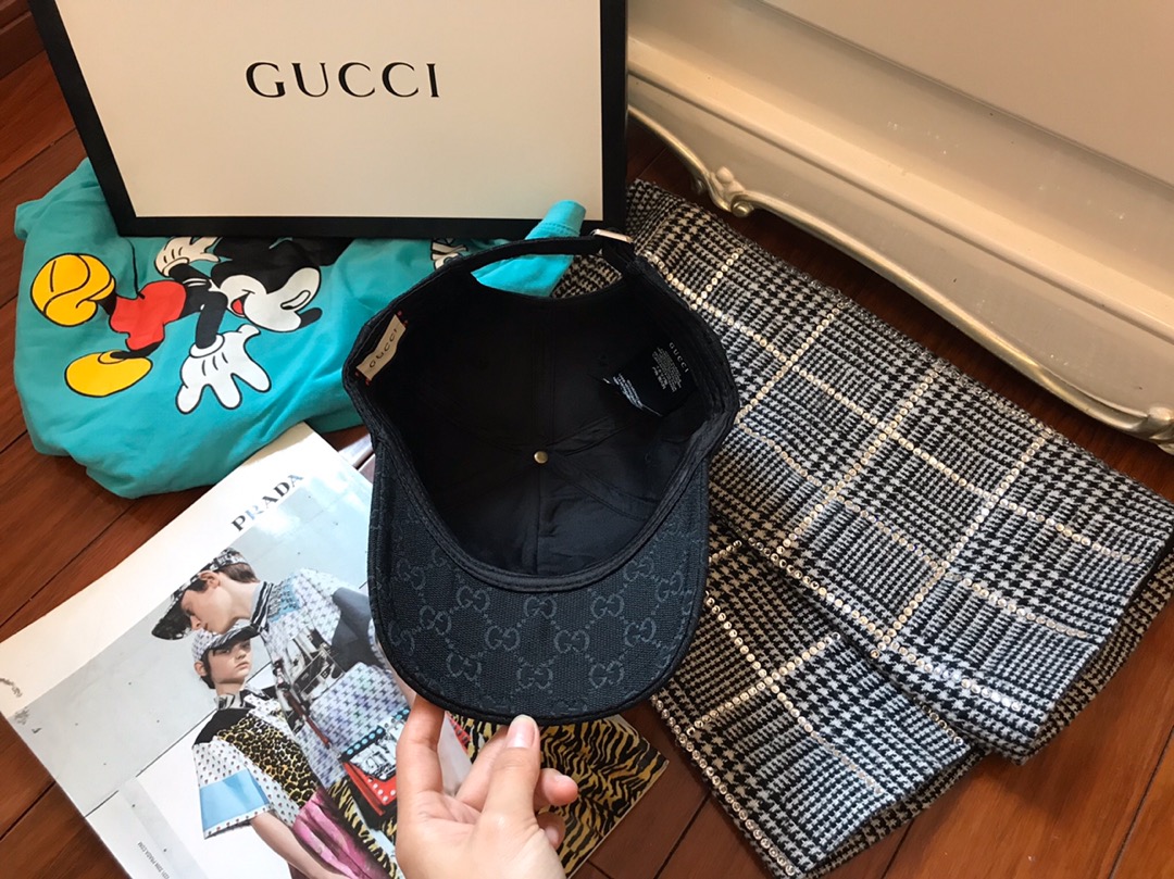 Mũ nam Gucci siêu cấp họa tiết NY màu đen MNGC07