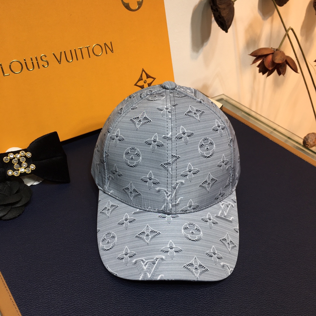 Mũ nam Louis Vuitton siêu cấp họa tiết hoa màu ghi xám MNLV06