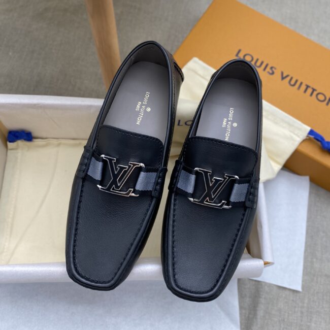Giày lười Louis Vuitton Like Auth da trơn tag xanh GLLV68