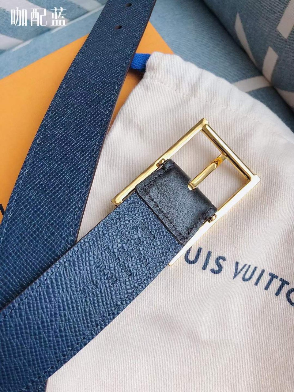 Thắt lưng Louis Vuitton like au mặt khóa kim chữ nhật viền khắc logo vàng TLLV38