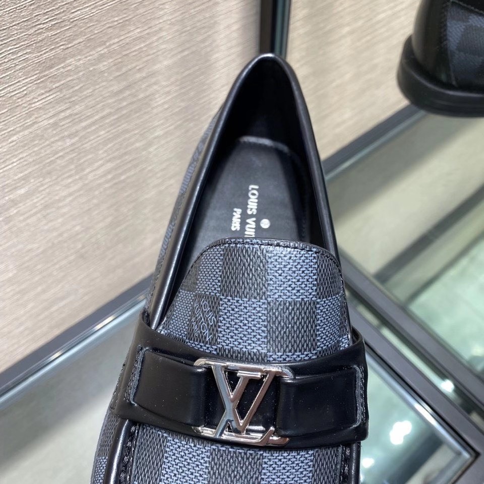 Giày lười Louis Vuitton like au đế cao hoạ tiết caro đen GLLV29