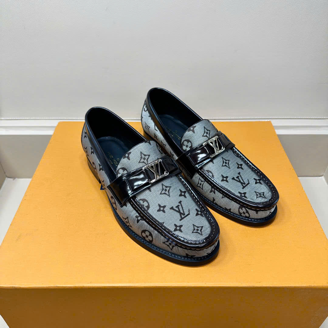 GIAY LUOI LOUIS VUITTON LIKE AU ĐE CAO HOA XAM HOA TIET LOGO TRANG GLLV51 (7)