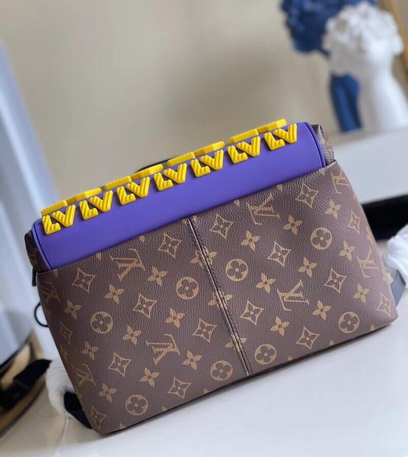 Túi đeo chéo nam Louis Vuitton họa tiết hoa chìm dáng nhỏ likeauth TNLV58  siêu cấp like auth 99% - HOANG NGUYEN STORE™