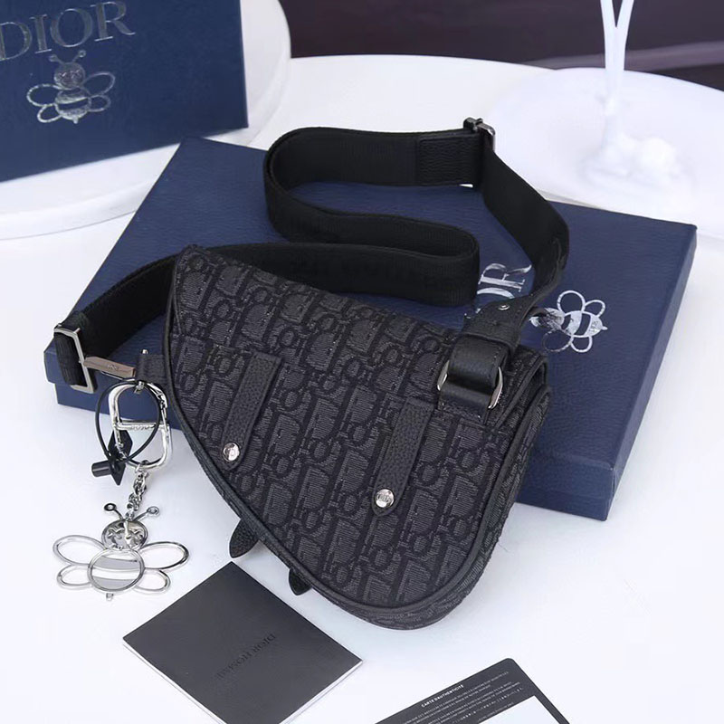ORDER Dior Saddle Bag  Túi Dior yên ngựa màu trắng