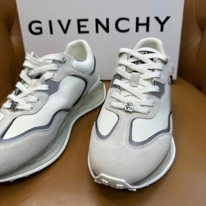 Giày nam Givenchy trắng da lộn đế trong GNVC05