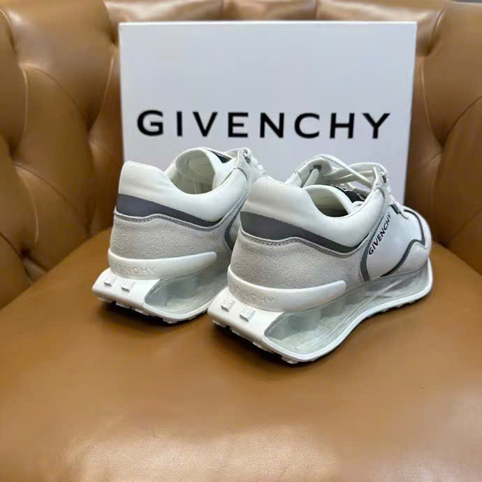 Giày nam Givenchy trắng da lộn đế trong GNVC05